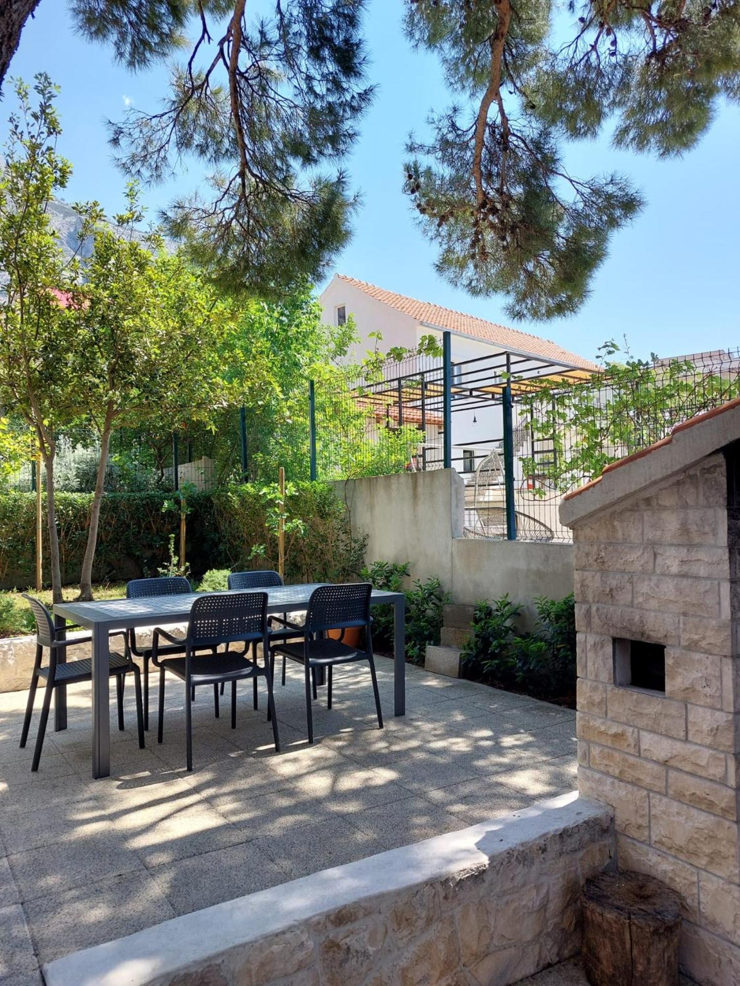 17 Pines Apartamento Makarska Exterior foto