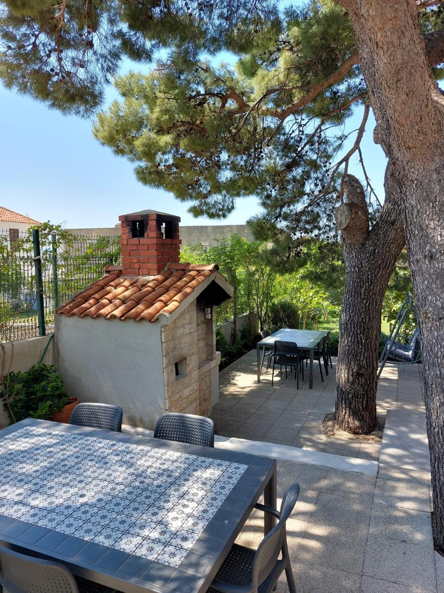 17 Pines Apartamento Makarska Exterior foto